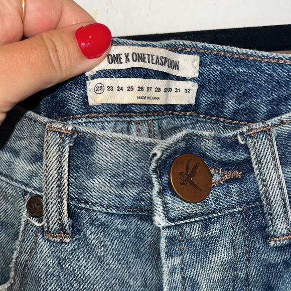 One teaspoon bandits - Picture 2 of 3